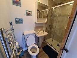 Cozy Nottingham Apartment With Perfect Location