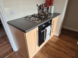 Cozy Nottingham Apartment With Perfect Location