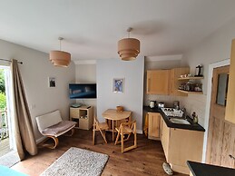 Cozy Nottingham Apartment With Perfect Location