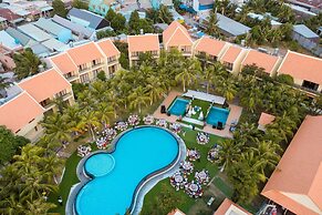 Ha Tien Xua Hotel & Resort