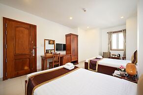 Ha Tien Xua Hotel & Resort