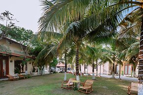 Ha Tien Xua Hotel & Resort