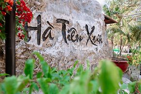 Ha Tien Xua Hotel & Resort