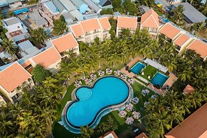 Ha Tien Xua Hotel & Resort