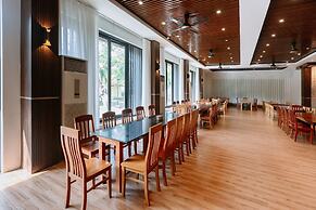 Ha Tien Xua Hotel & Resort