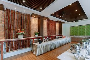 Ha Tien Xua Hotel & Resort