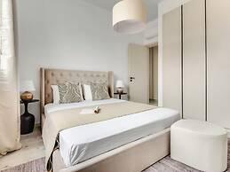 Sanders Premier Downtown