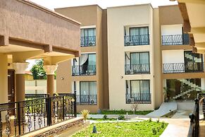 AIDEN HOMES AND APARTMENTS HOTEL