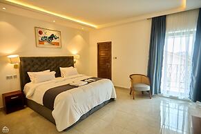 AIDEN HOMES AND APARTMENTS HOTEL