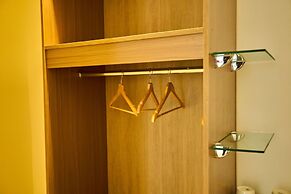 AIDEN HOMES AND APARTMENTS HOTEL