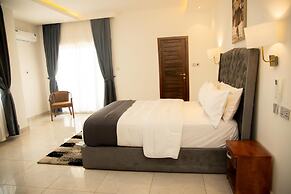 AIDEN HOMES AND APARTMENTS HOTEL