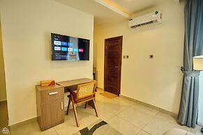 AIDEN HOMES AND APARTMENTS HOTEL