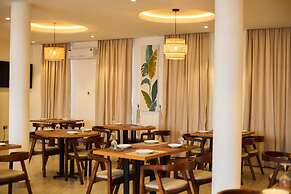 AIDEN HOMES AND APARTMENTS HOTEL