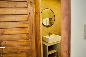 AIDEN HOMES AND APARTMENTS HOTEL