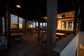 AIDEN HOMES AND APARTMENTS HOTEL