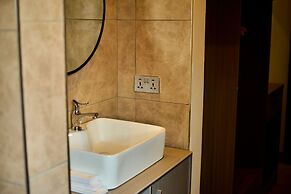 AIDEN HOMES AND APARTMENTS HOTEL