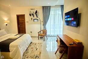 AIDEN HOMES AND APARTMENTS HOTEL