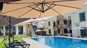 AIDEN HOMES AND APARTMENTS HOTEL