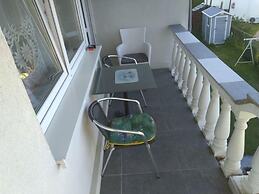 Studio With a Balcony Near the sea