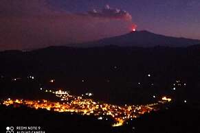 Holiday Home With Pool Near Mt Etna