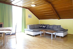 Apartment in St. Kanzian am Klopeiner See With Garden