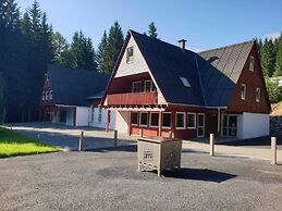 Nice Apartment in Breitenbrunn With Sauna
