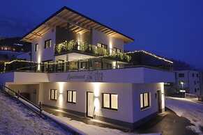 Top Holiday Flat in Fugen Near the ski Area