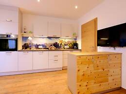 Top Holiday Flat in Fugen Near the ski Area