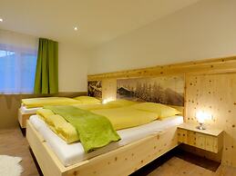 Top Holiday Flat in Fugen Near the ski Area