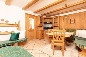 Holiday Home, Strass im Zillertal