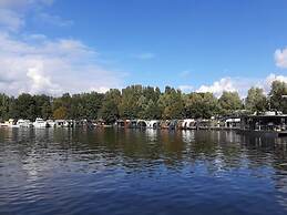 Houseboat on the Dahme