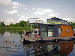 Houseboat on the Dahme