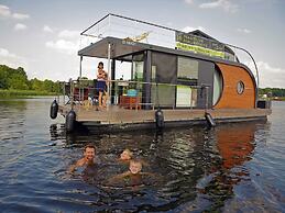 Houseboat on the Dahme