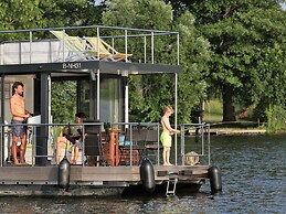 Houseboat on the Dahme
