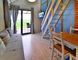 Holiday Houses, Jezierzany