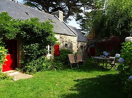 Holiday Home Near Coast, Beuzec-cap Sizun-formerly TUI Ferienhaus
