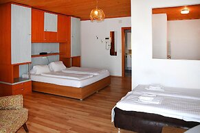 Apartment in Podersdorf am See With a Bicycle Storage