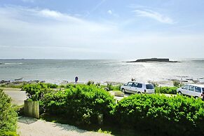 Beautiful Holiday Home With Sauna, sea View