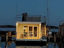 Houseboat Hecht in Egernsund at the Marina Minde