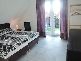 Holiday Home for 8 Person With Pool