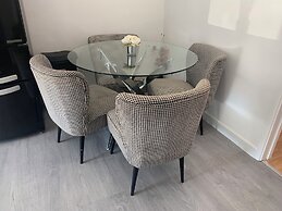 10min to Oxford - 3 Bedrooms - Sleeps 7 - Pets Ok
