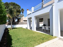 Nice Apartment With Pool