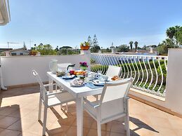 Nice Apartment With Pool