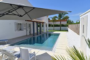 Nice Apartment With Pool