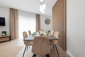 Spacious Apartment,summer Swimming Pool, Pobierowo