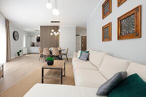 Spacious Apartment,summer Swimming Pool, Pobierowo