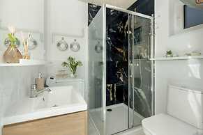 Comfortable House With, Whirlpool Bathtub Wrzosowo