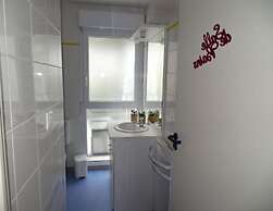 Apartment Stay Near Beach