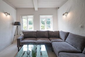 Stylische Ferienwohnung in Laendlicher Idylle