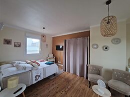 Premium Comfort Holiday Home Near the Beach